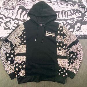 Men's Black Paisley Hoodie Sweater